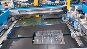 Machine automatique de sérigraphie série HA (pour vitre latérale et glace de custode)