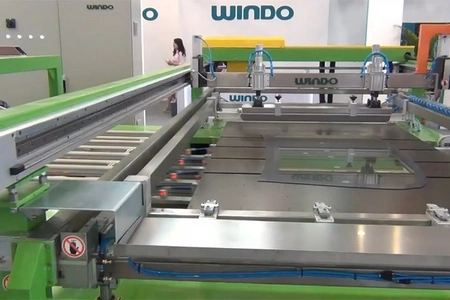 Positionnement intelligent de l’écran & maintenance facilitée