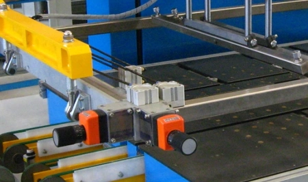 Machine automatique de sérigraphie pour verre d’électroménager