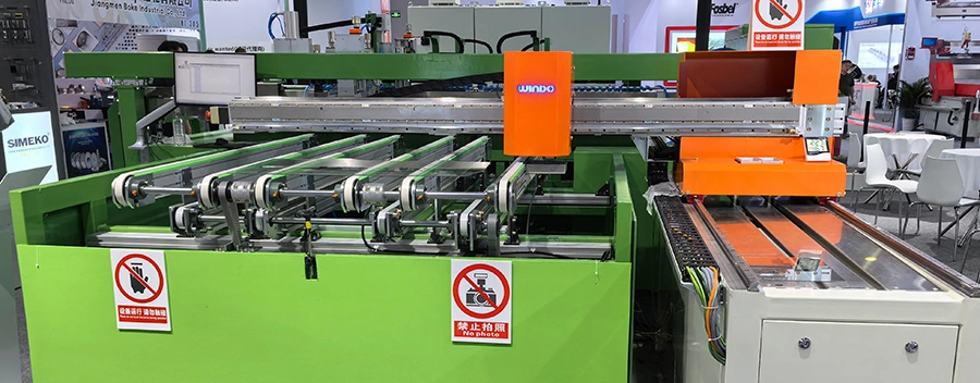 Machine de sérigraphie automatique pour verre automobile