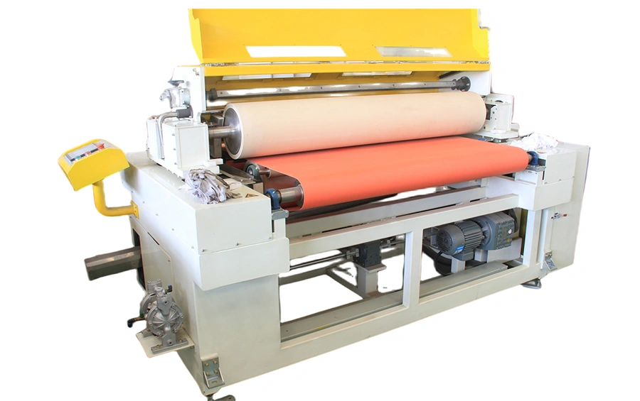 Machine d’enduction à rouleau simple
