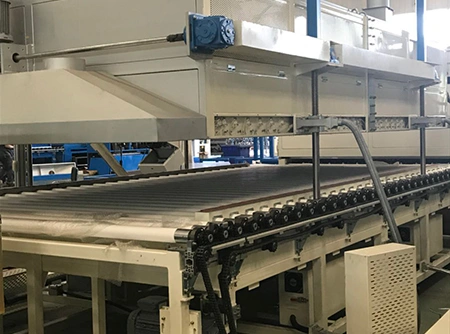 Sécheur à convoyeur à rouleaux céramiques